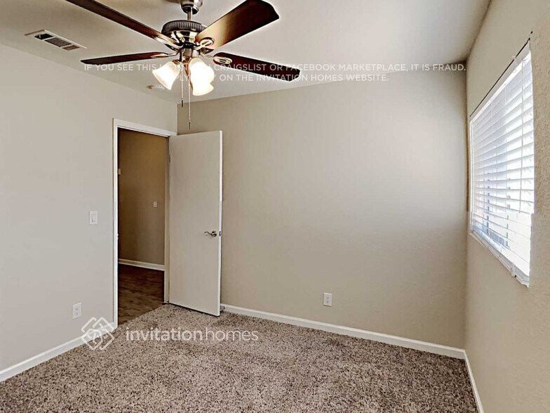 Building Photo - 1420 Pacific Terrace Dr