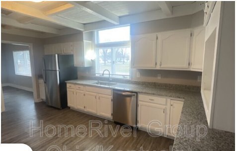 Building Photo - 8967 Cam Dr