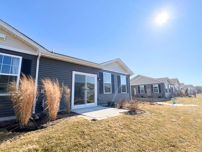 Building Photo - 6308 Juniper Dr