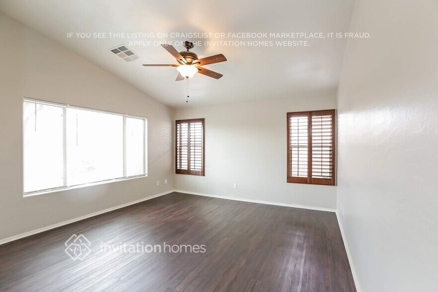 Building Photo - 22193 E Calle de Flores