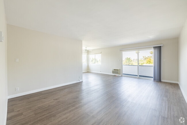 2BR, 2BA - 1,250SF - Living Room - Martel Royale