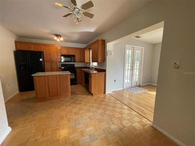 Building Photo - 804 53rd Ave Dr W