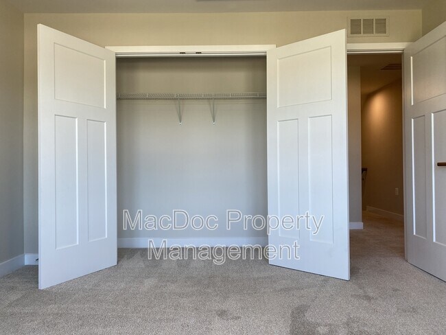 Building Photo - 18422 Centennial Cir