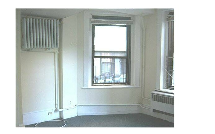 Building Photo - 471 Commonwealth Ave