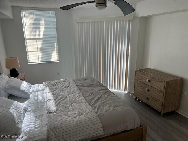 Building Photo - 8687 River Homes Lane