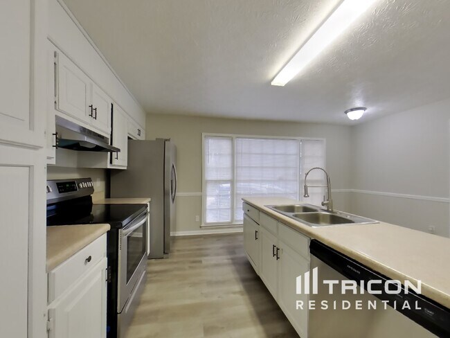 Building Photo - 2181 Grayfield Dr