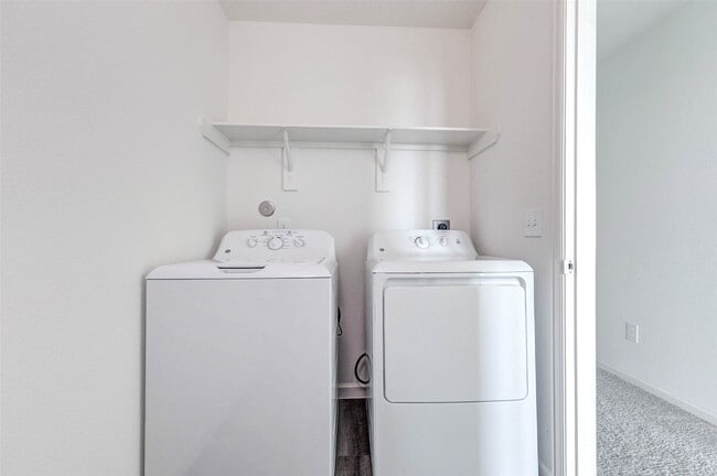 Building Photo - 8530 Ora Mdws Dr