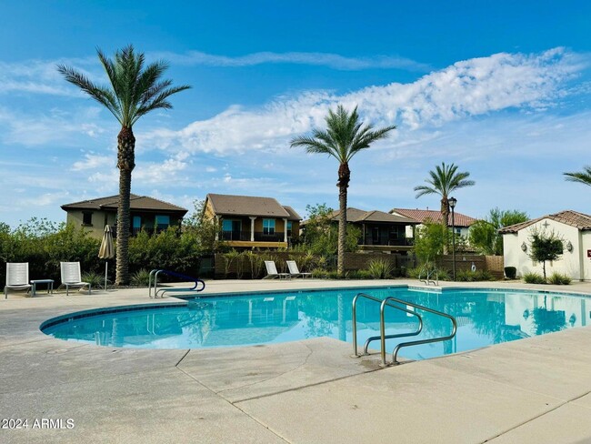 Access To Pool - walking distance - 12318 W Cactus Blossom Trl