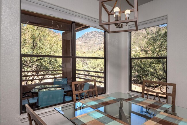 Building Photo - 6655 N Canyon Crest Dr