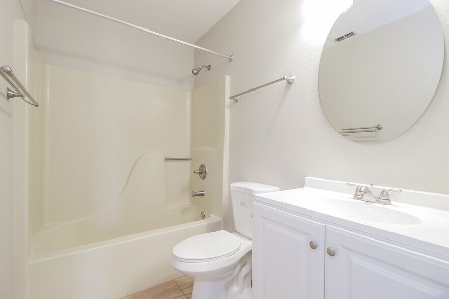 Building Photo - 3715 Running Water Dr