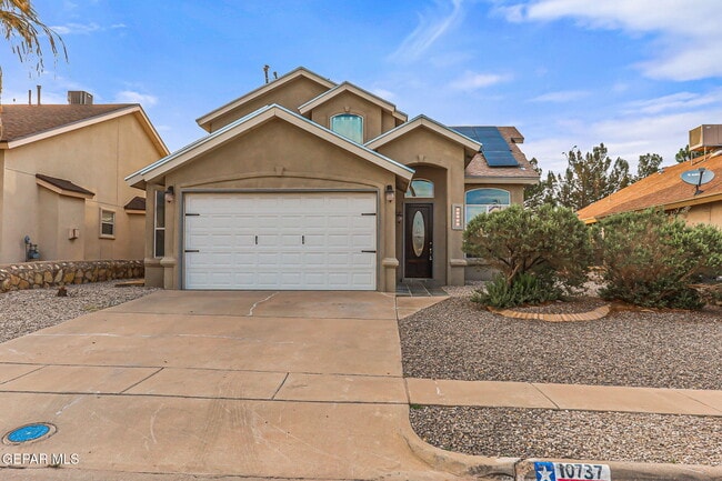 Primary Photo - 10737 Pleasant Sand Dr