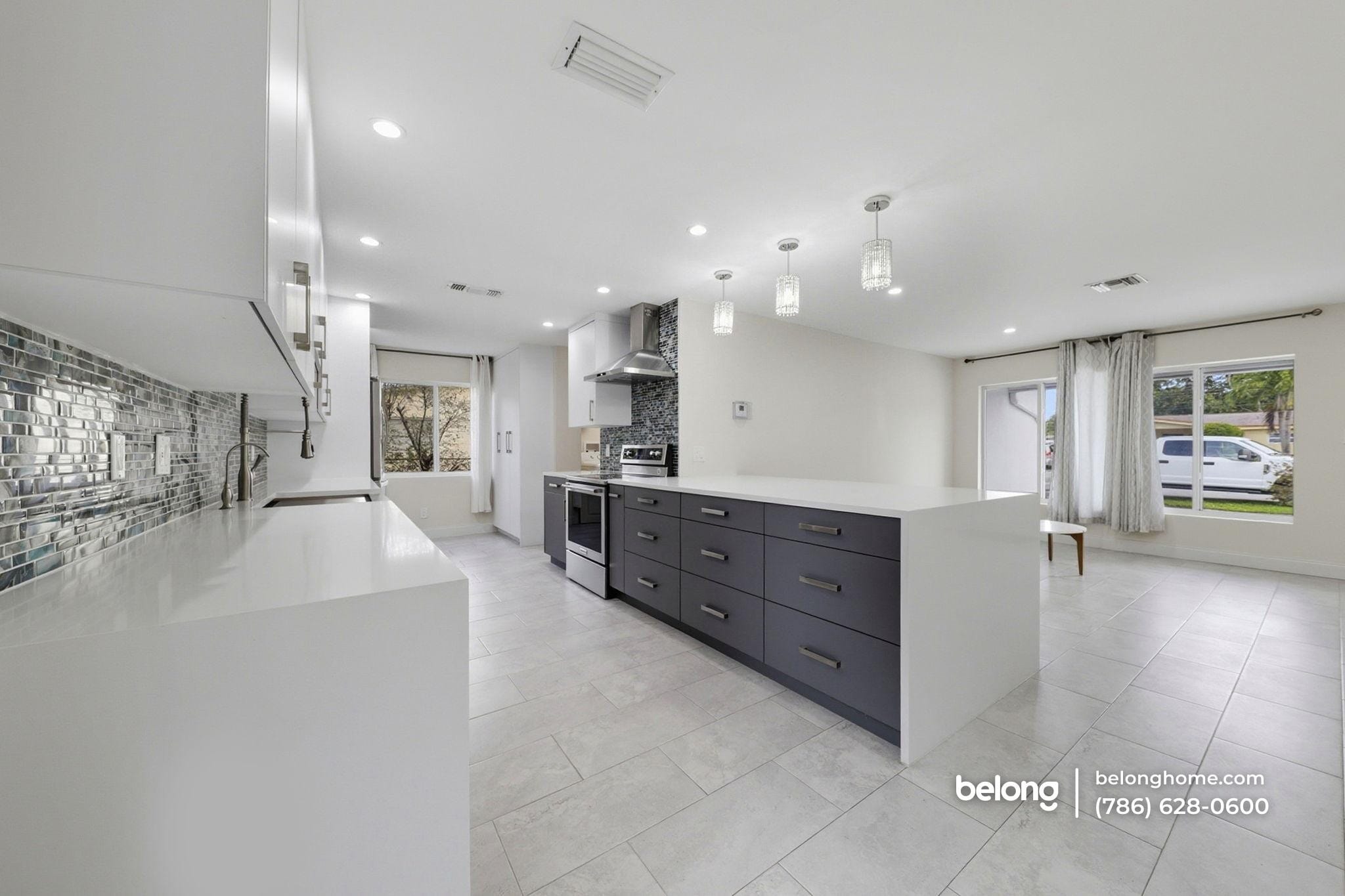 Building Photo - 2631 NW 47th Ave