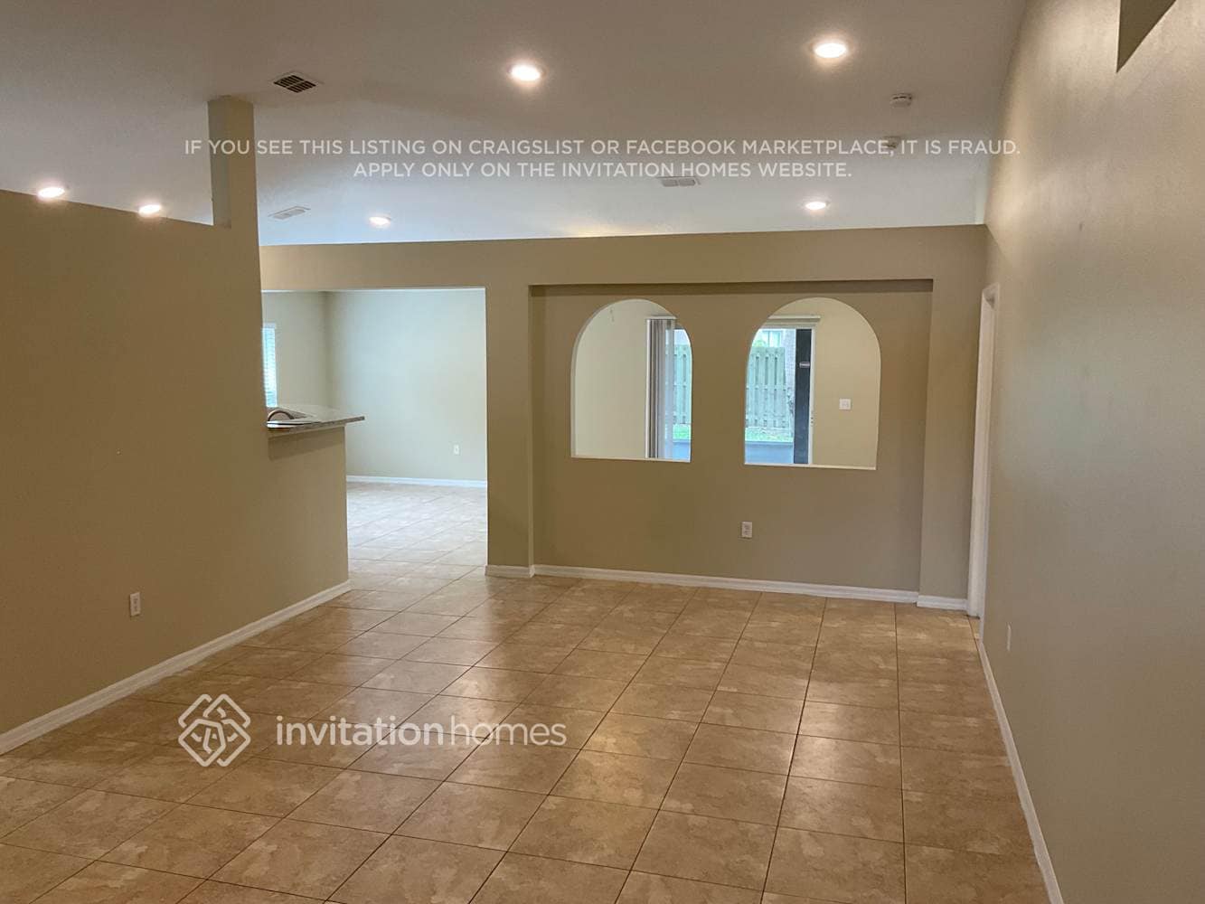 Building Photo - 1808 Maeve Cir