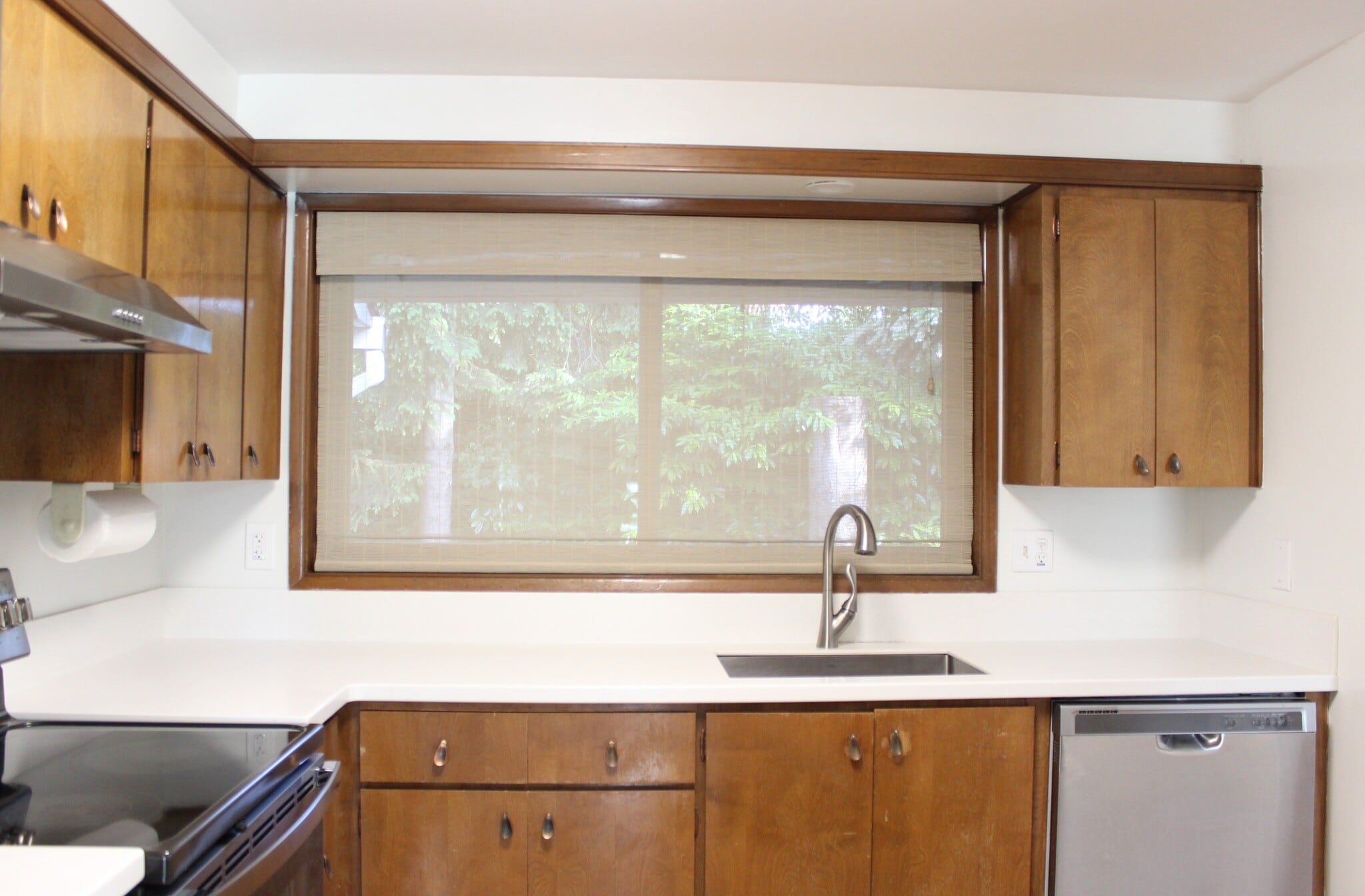 Building Photo - 9042 SW Monterey Pl