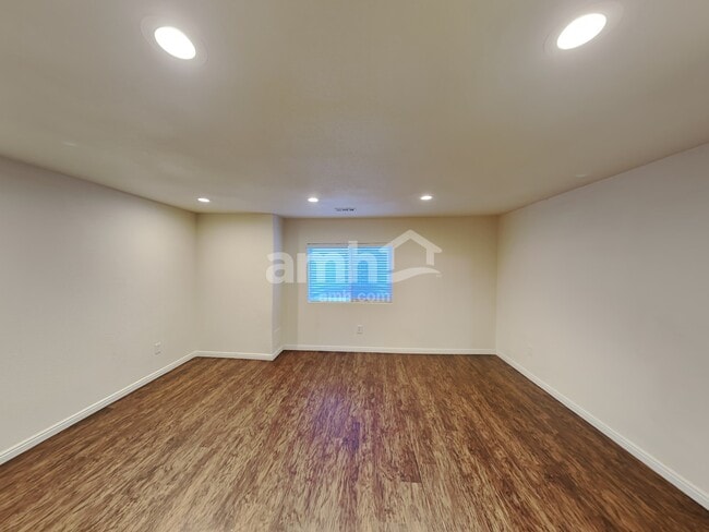 Building Photo - 2362 S 50 E