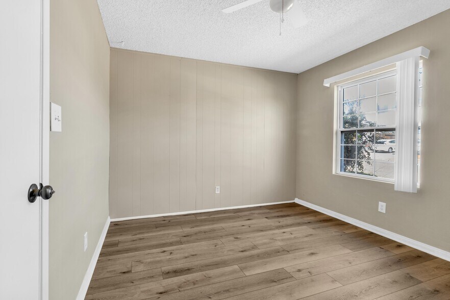 Downstairs Bedroom #2 - 3210 Geronimo Ave