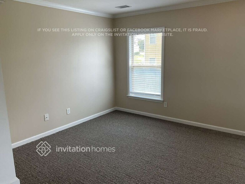 Building Photo - 6324 Stonelake Dr SW