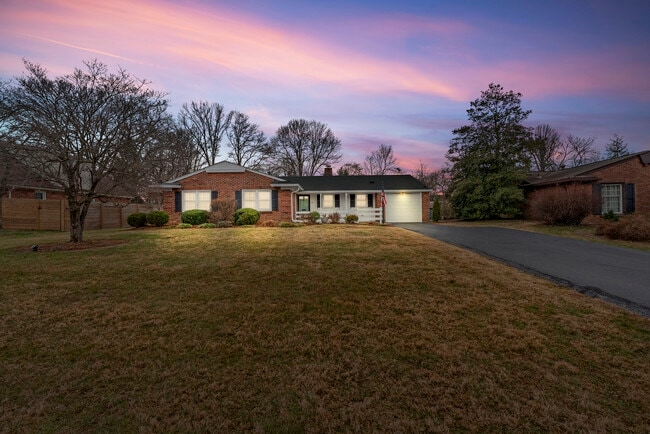 Building Photo - 8608 Whipps Bend Rd