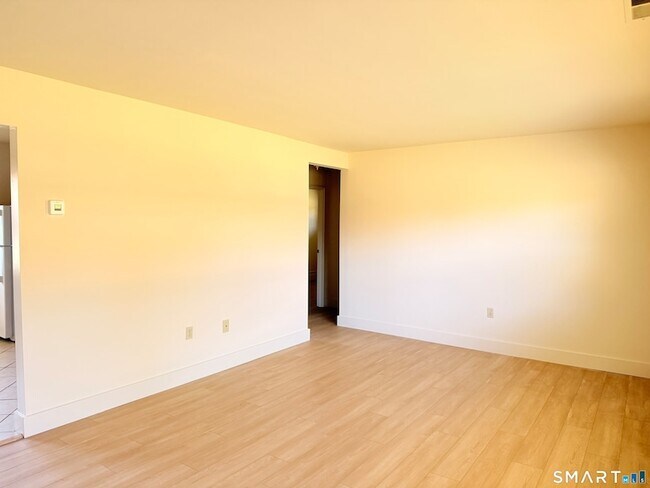 Building Photo - 58 Montoya Cir