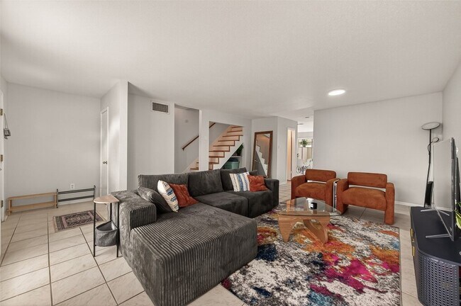 Building Photo - 6404 Burgoyne Dr.