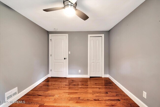 Building Photo - 88 Dutch Lane Rd