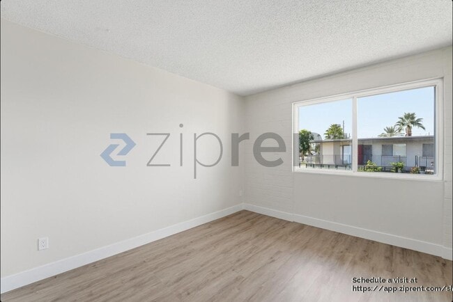 Building Photo - 4142 E Calle Redonda