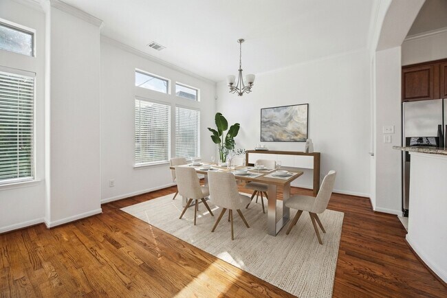 Building Photo - 5210 Petty St