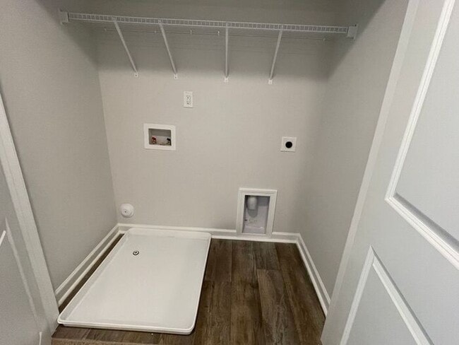 Building Photo - 2130 New Garden Rd