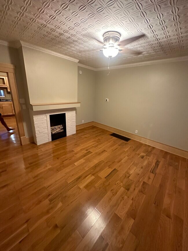 Building Photo - 661 Beech St