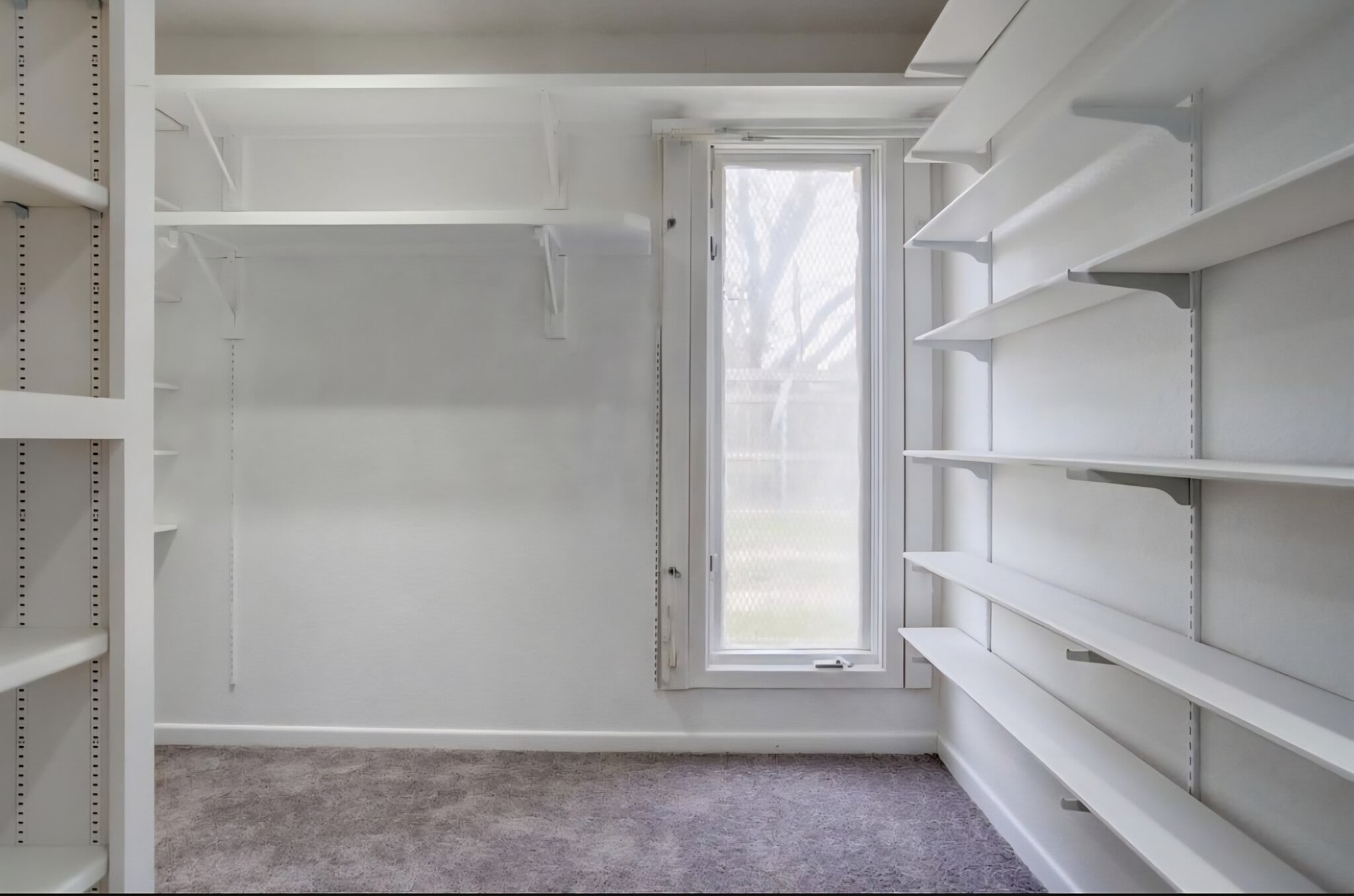 Building Photo - 306 Vale Ave