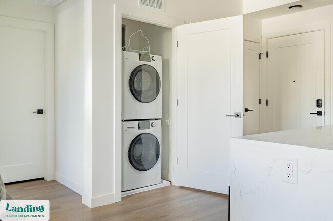 Building Photo - 357 E 500 S