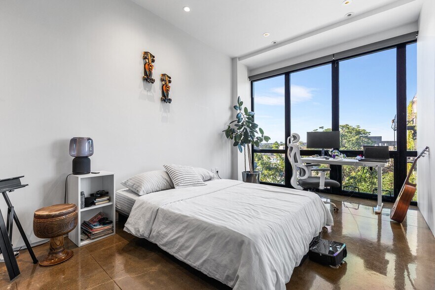 Building Photo - 36 A St