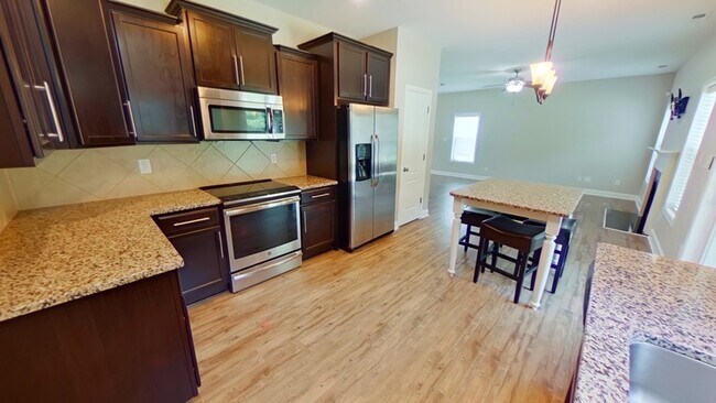 Building Photo - 169 Eclipse Ct