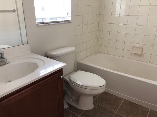 Building Photo - 298 Lake Monterey Cir