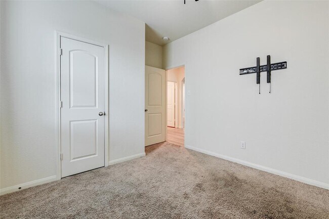 Building Photo - 1202 Rare Fancy Dr