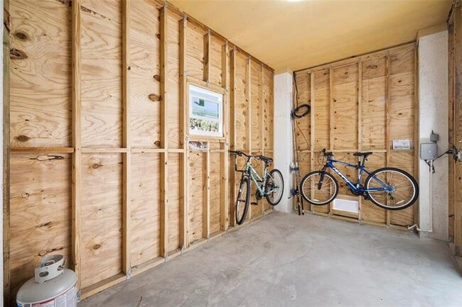 Building Photo - 2510 NE Heron's Walk