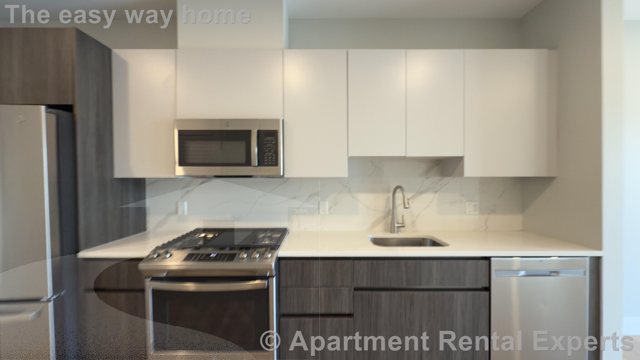 Building Photo - 9 Central St