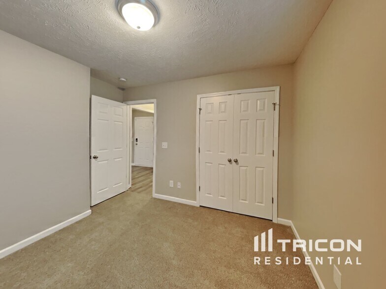 Building Photo - 1012 Shire Dr