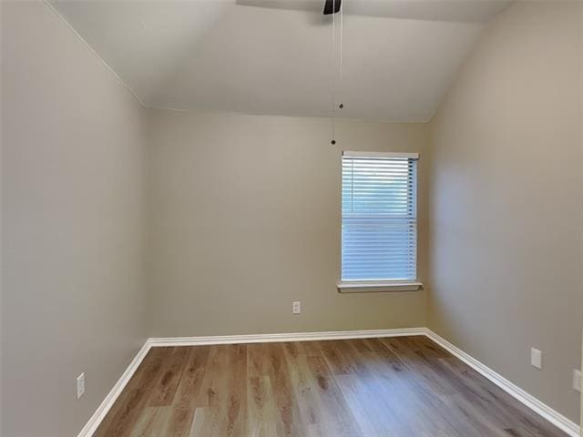 Building Photo - 709 W Park Dr