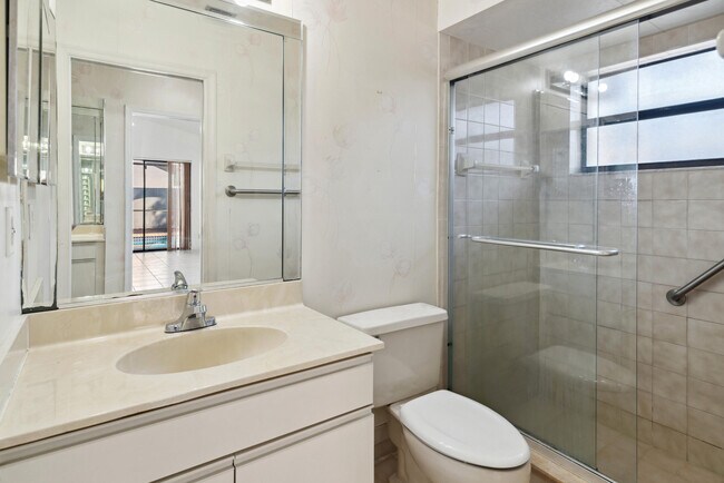 Building Photo - 7842 Villa Nova Dr N