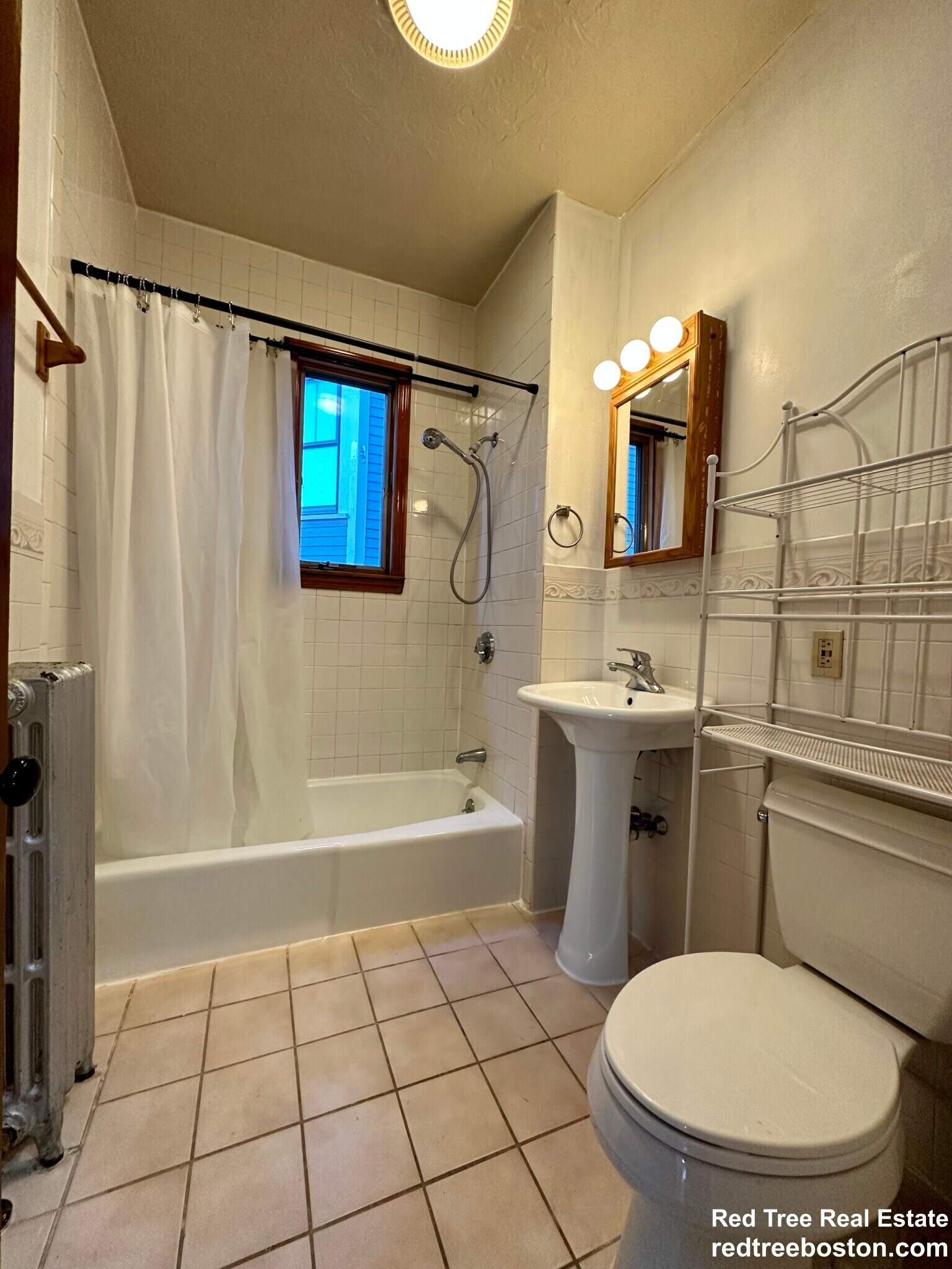 Building Photo - 29 Woodlawn St