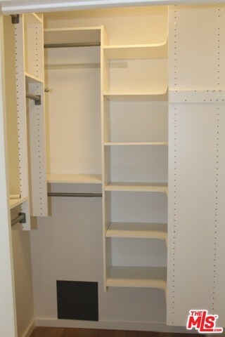 Building Photo - 141 S Clark Dr