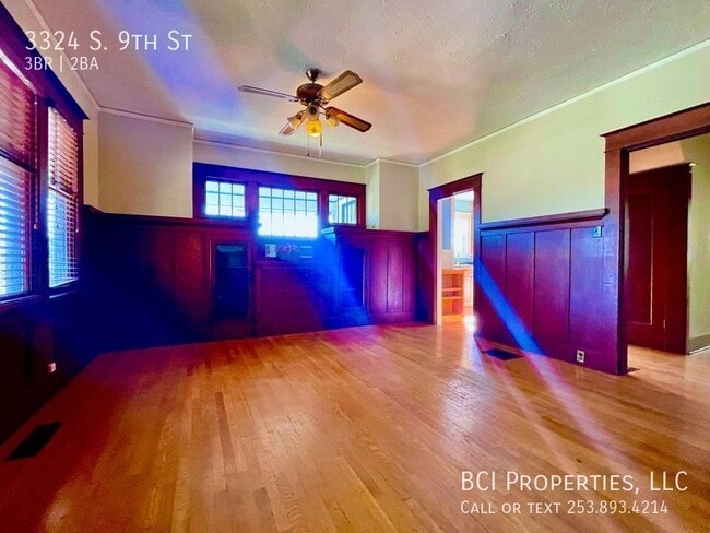 Building Photo - 3324 S 9th St