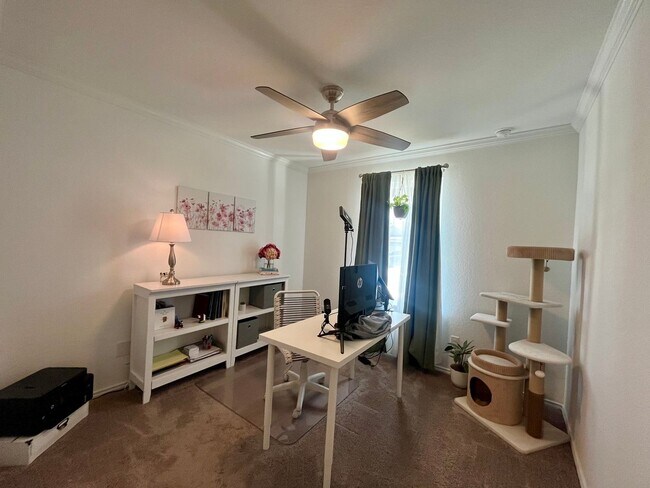 Building Photo - 7715 Yeti Pk