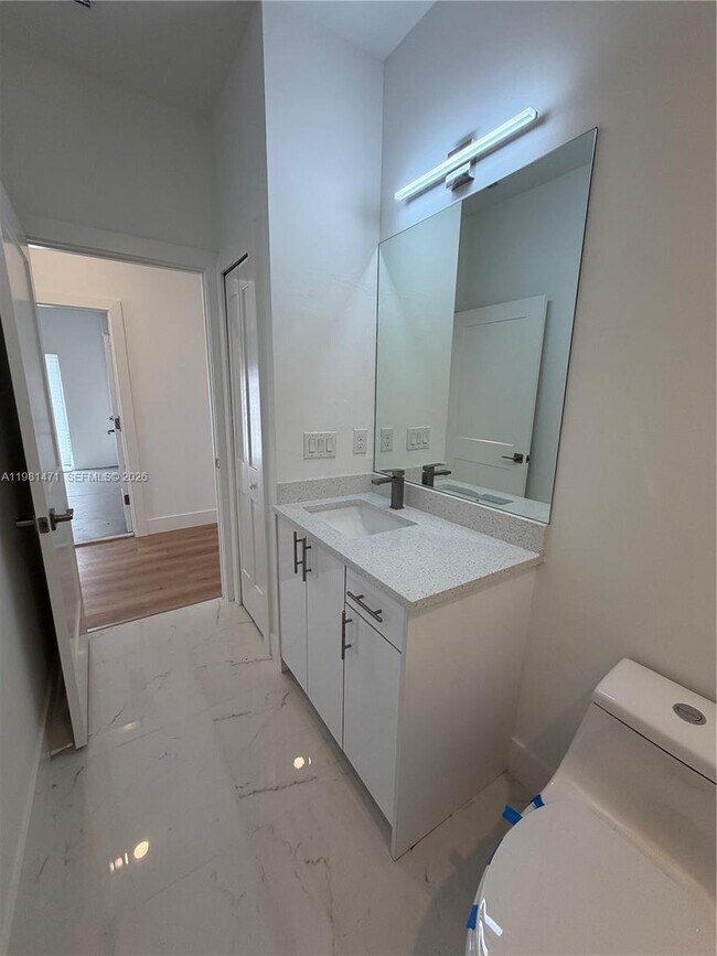 Building Photo - 4717 28th St SW