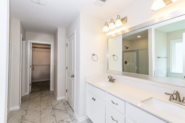 Building Photo - 6054 Bakerville Ln