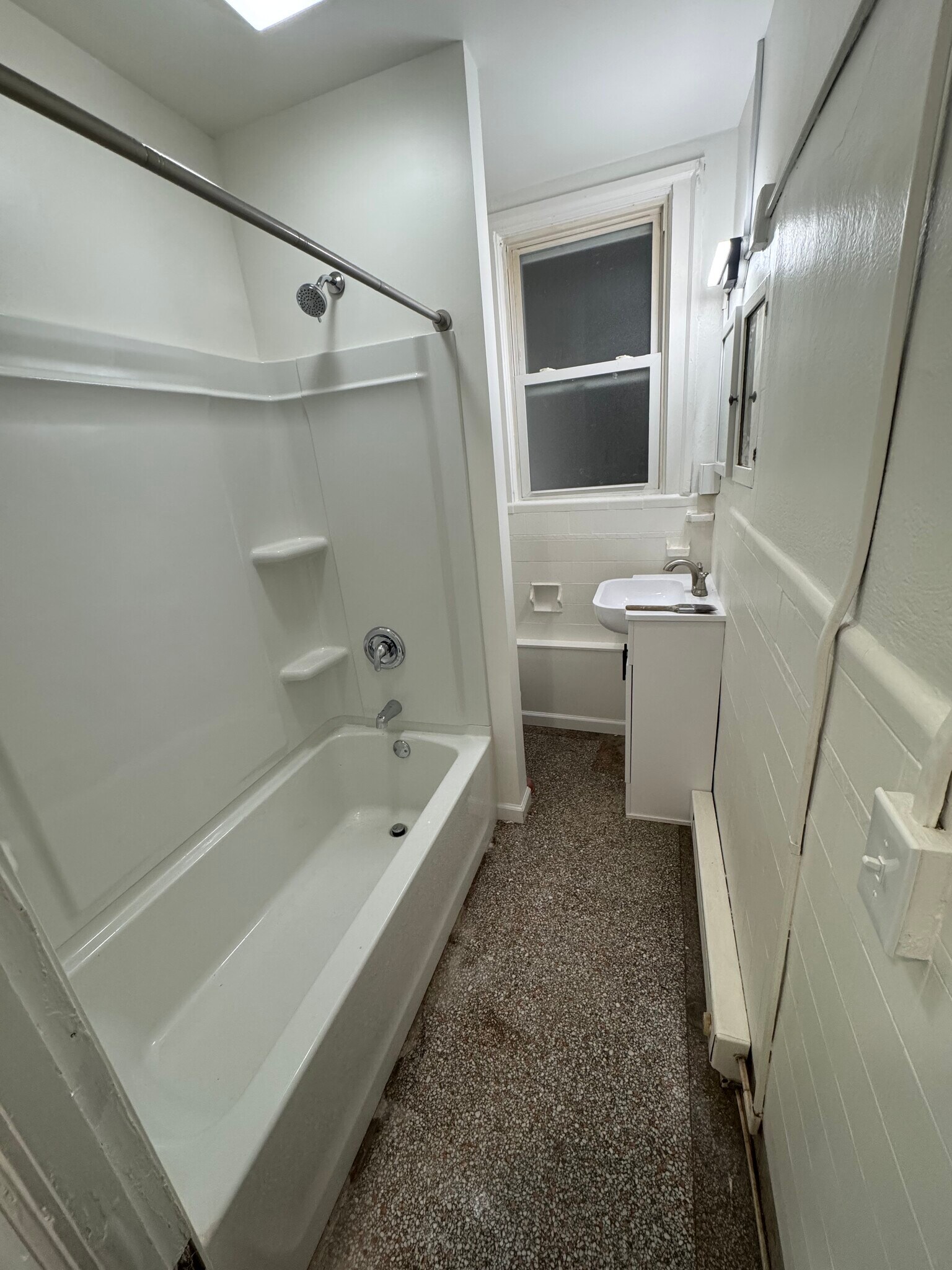 Building Photo - 608 S 24th St