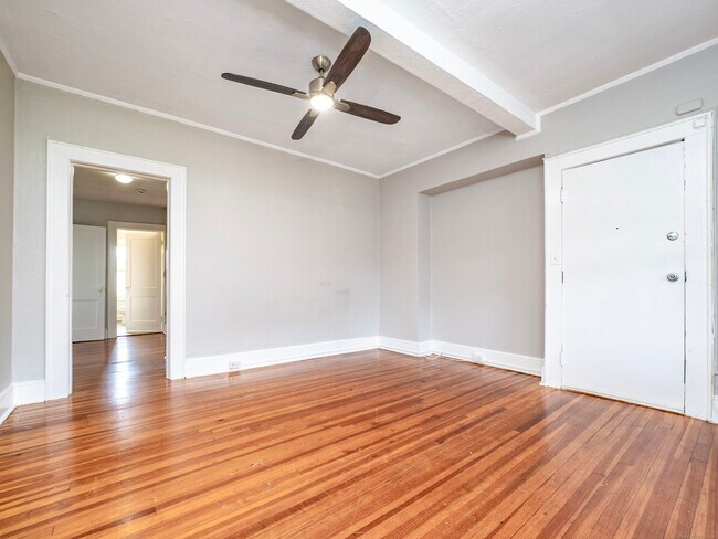 Building Photo - 33 Seaview Ave