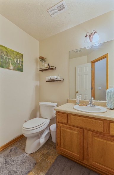 Building Photo - 15321 Amy Plaza