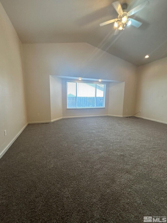 Building Photo - 455 Mallard Way
